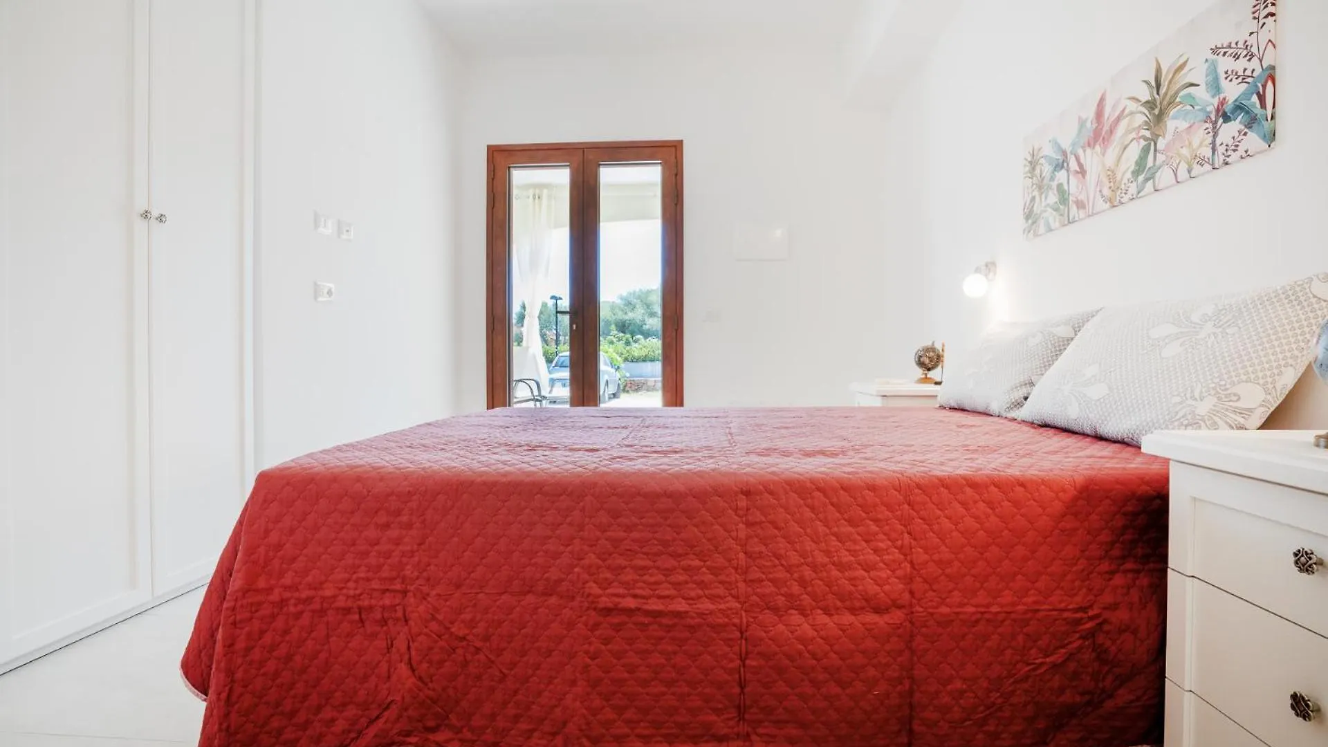 Ambra Holiday Rooms - Rooms & Beach location