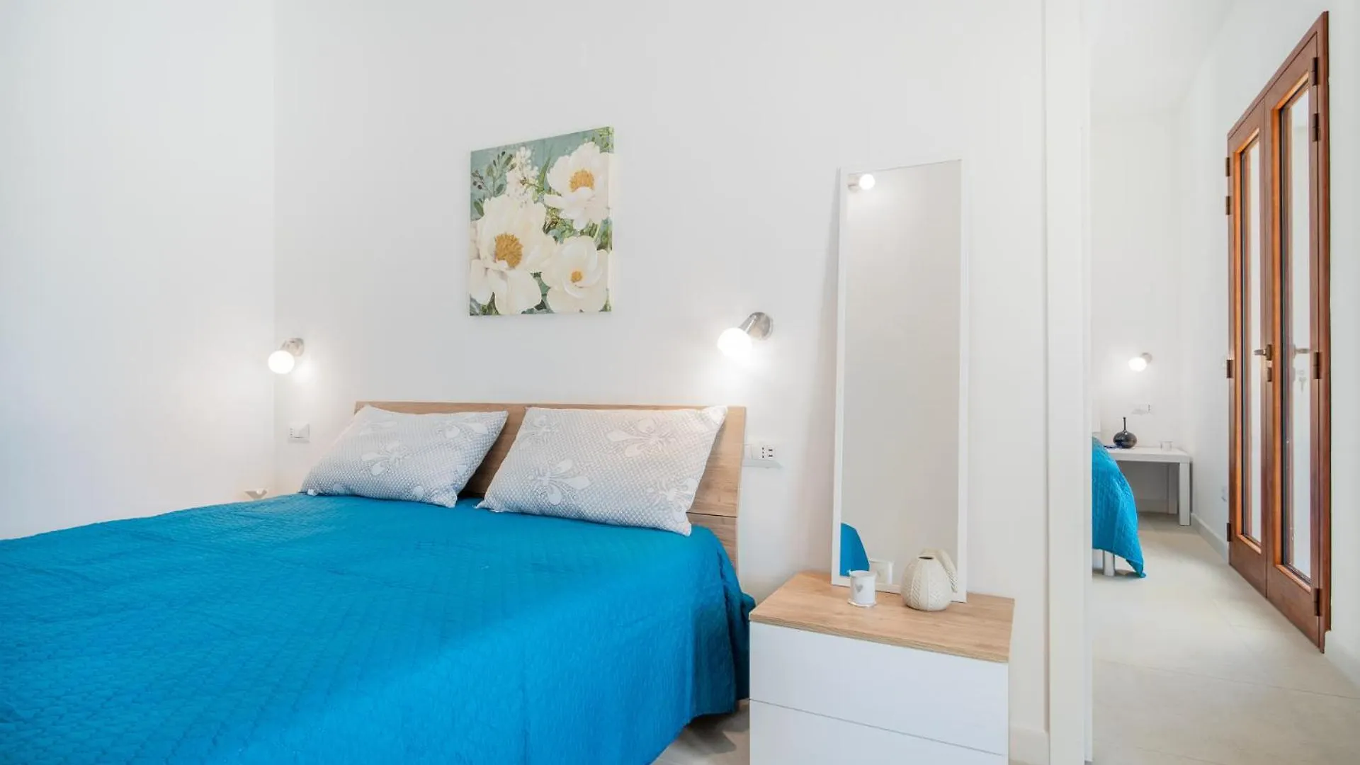 Ambra Holiday Rooms - Rooms & Beach San Teodoro  Włochy