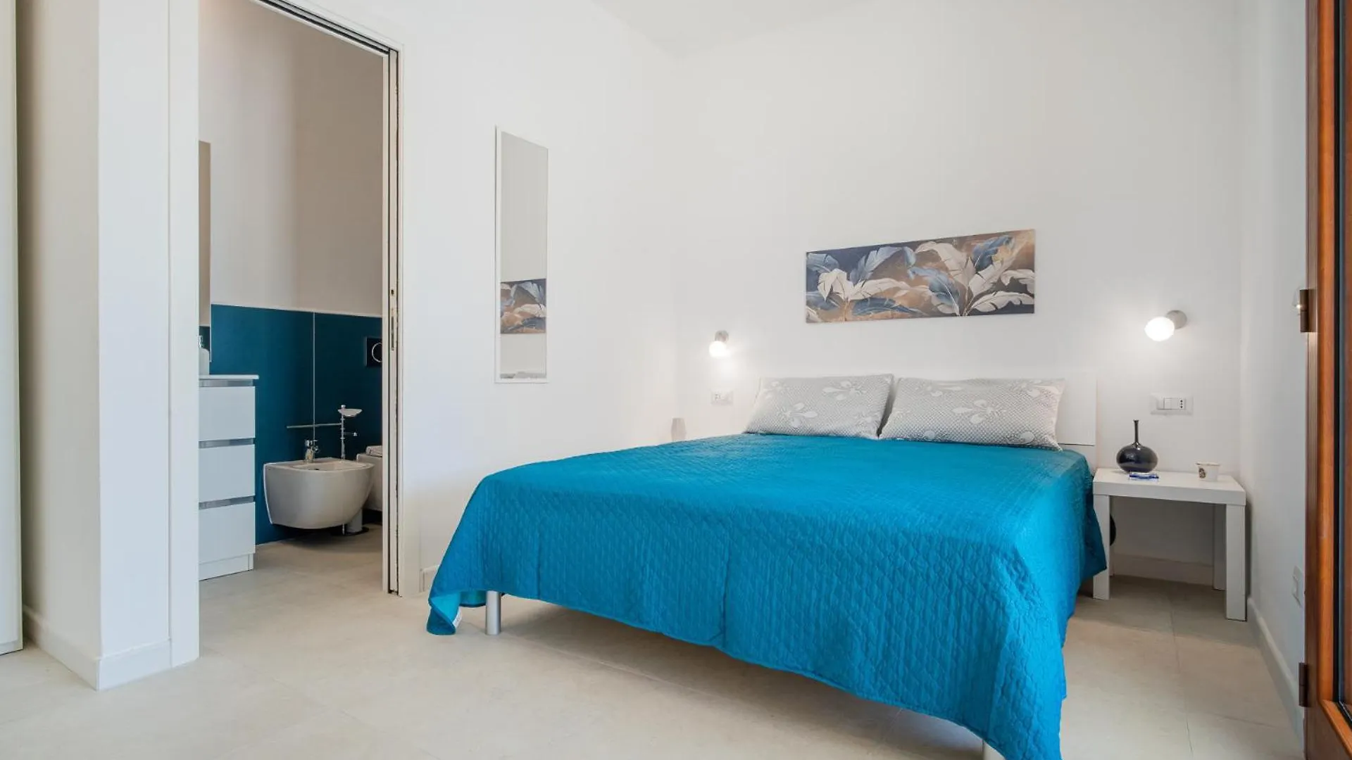 Ambra Holiday Rooms - Rooms & Beach San Teodoro  Italy