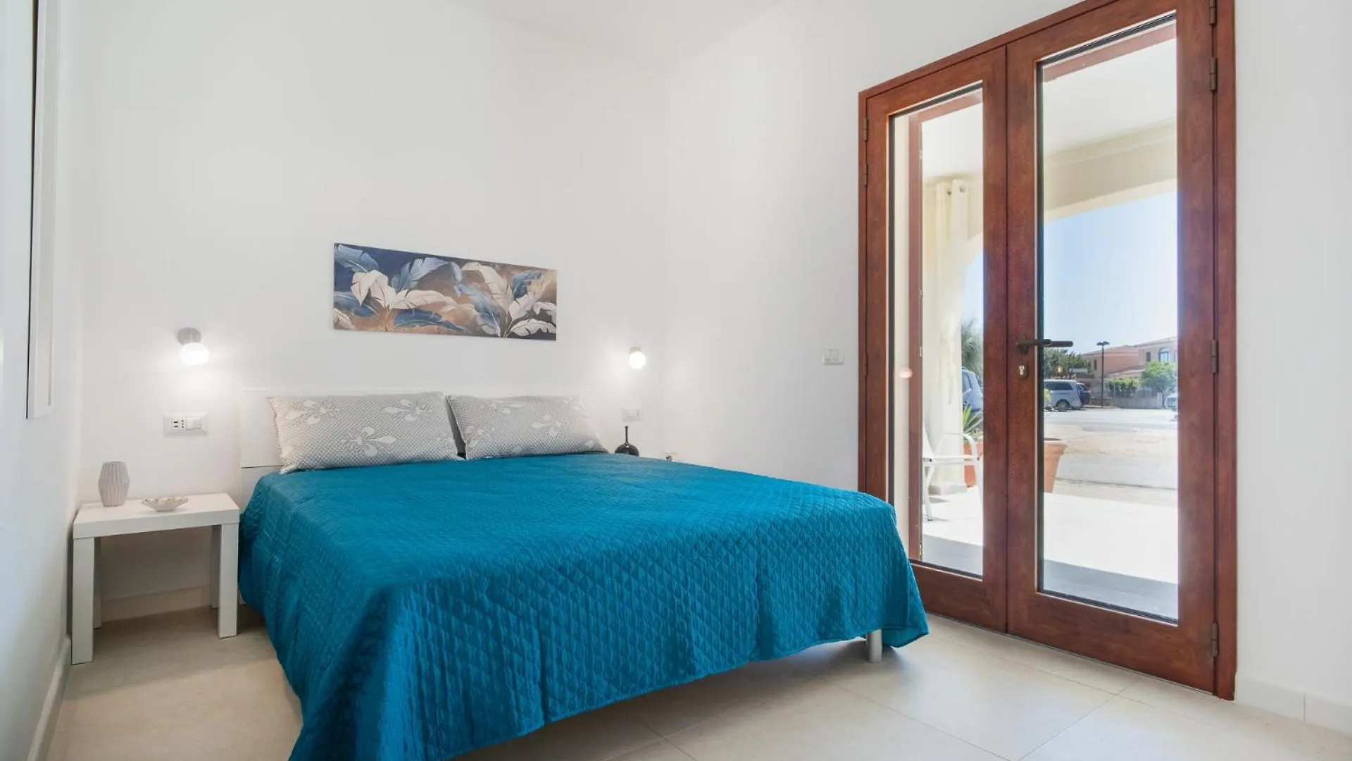 Pensjonat Ambra Holiday Rooms - Rooms & Beach San Teodoro