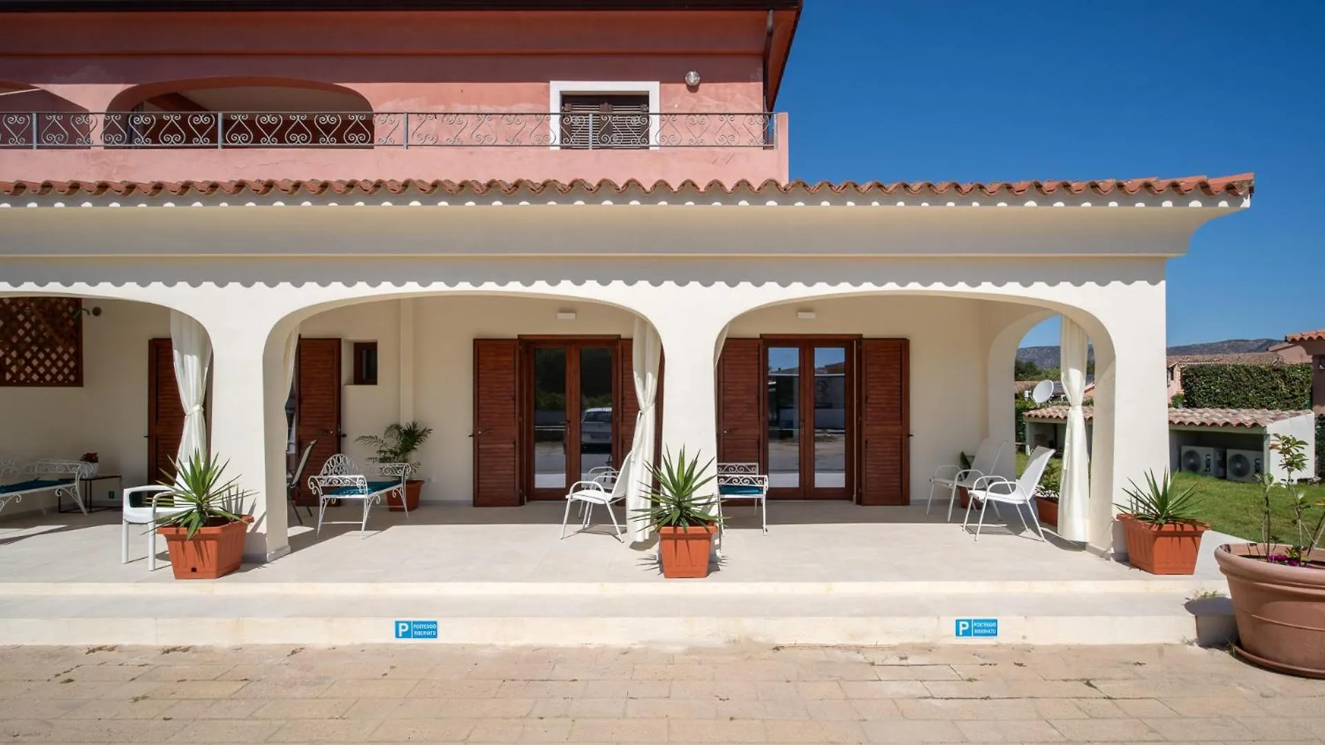 Ambra Holiday Rooms - Rooms & Beach San Teodoro  San Teodoro (Sardinia)
